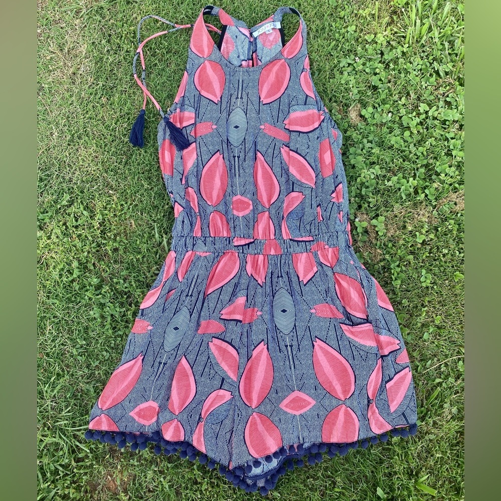 🦋🦋Joy Joy Women’s Sleeveless Romper Size S 💙💙